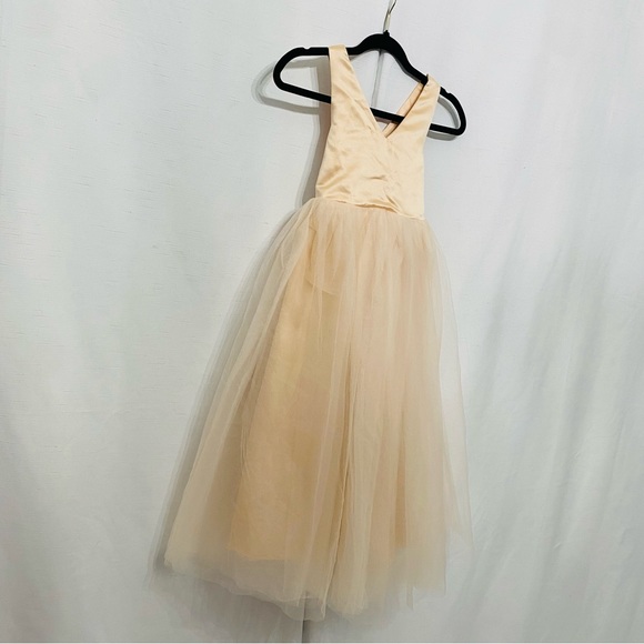 LAVATIER V-Neck Satin Flower Girl Dress for Special Occasions Pretty Princess - Picture 3 of 8